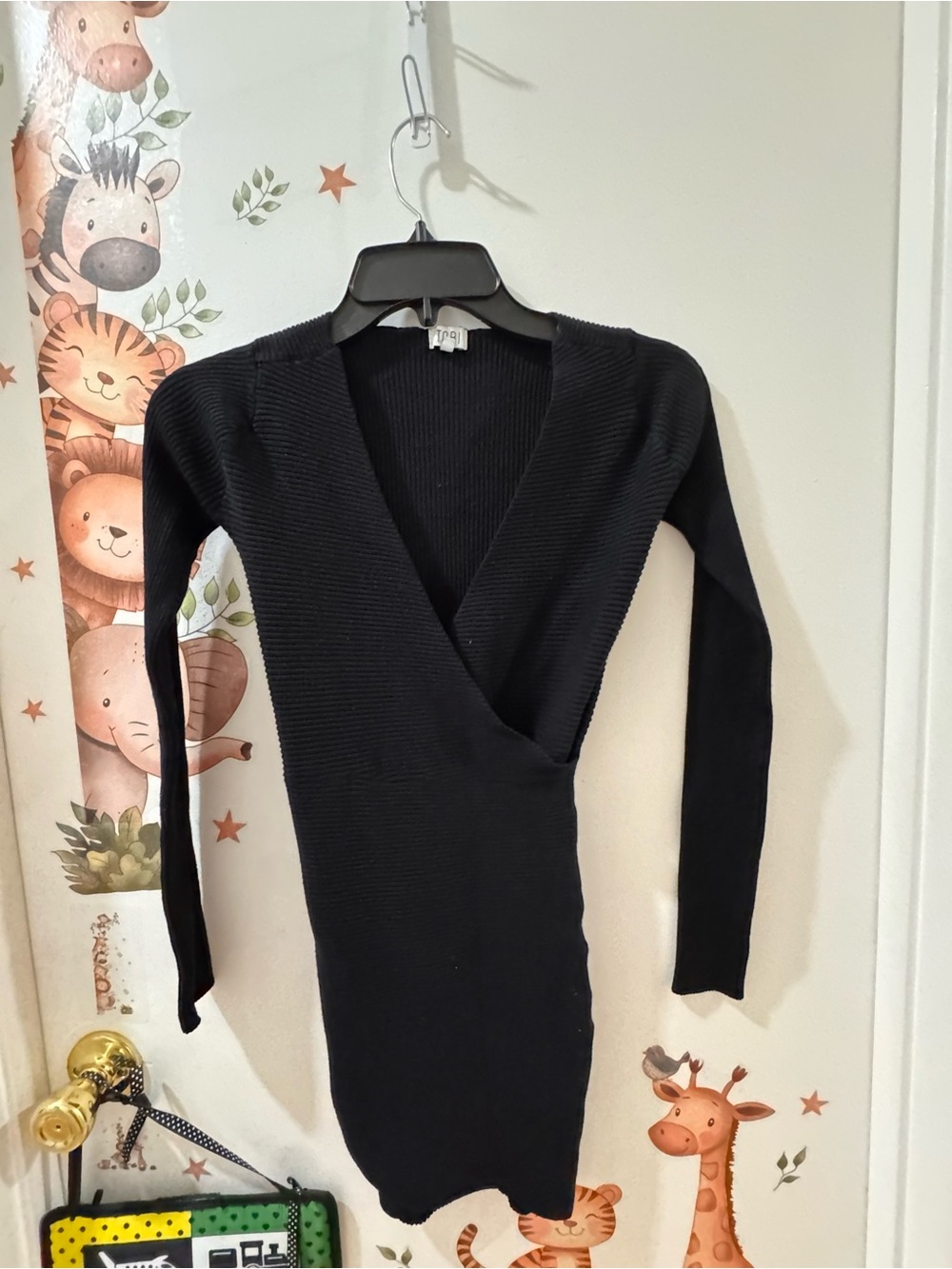 Tobi Black Ribbed Top with Crew Neck